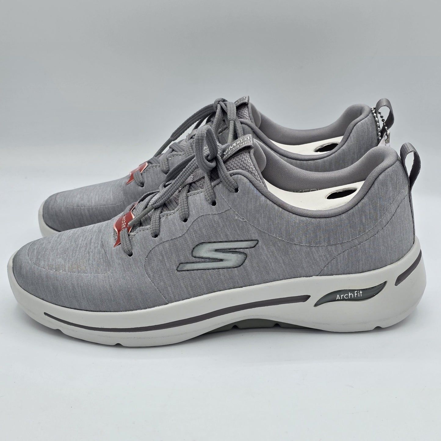 Skechers Go Walk Arch Fit Sneakers Women's Gray Walking Shoes 124485 7.5