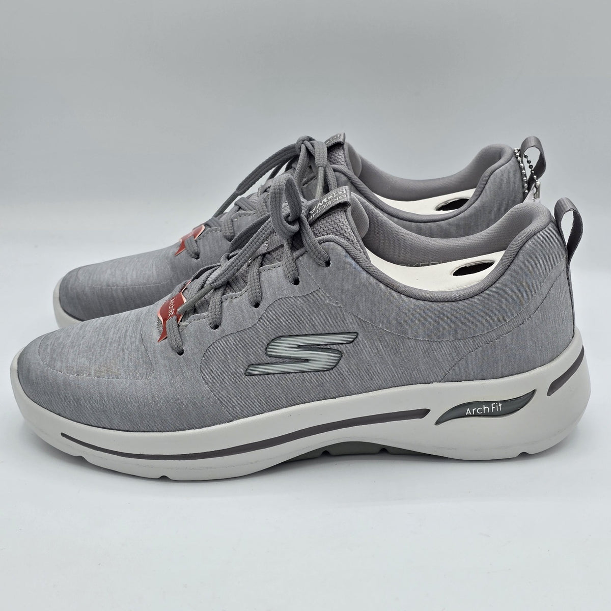 Skechers Go Walk Arch Fit Sneakers Women's Gray Walking Shoes 124485 7.5