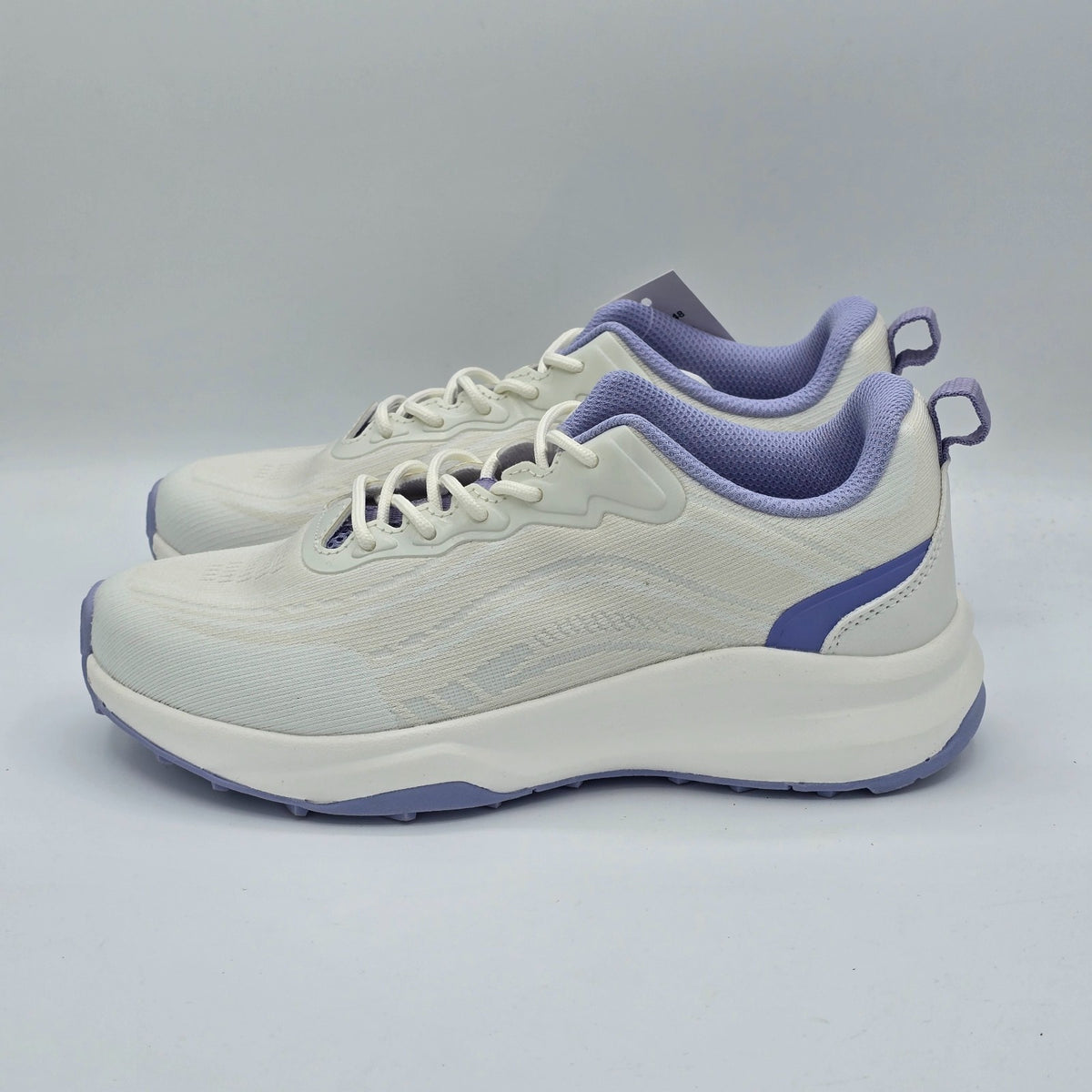 Khombu Patan Sneakers Women's white Lightweight Athletic Memory Foam Casual Shoe
