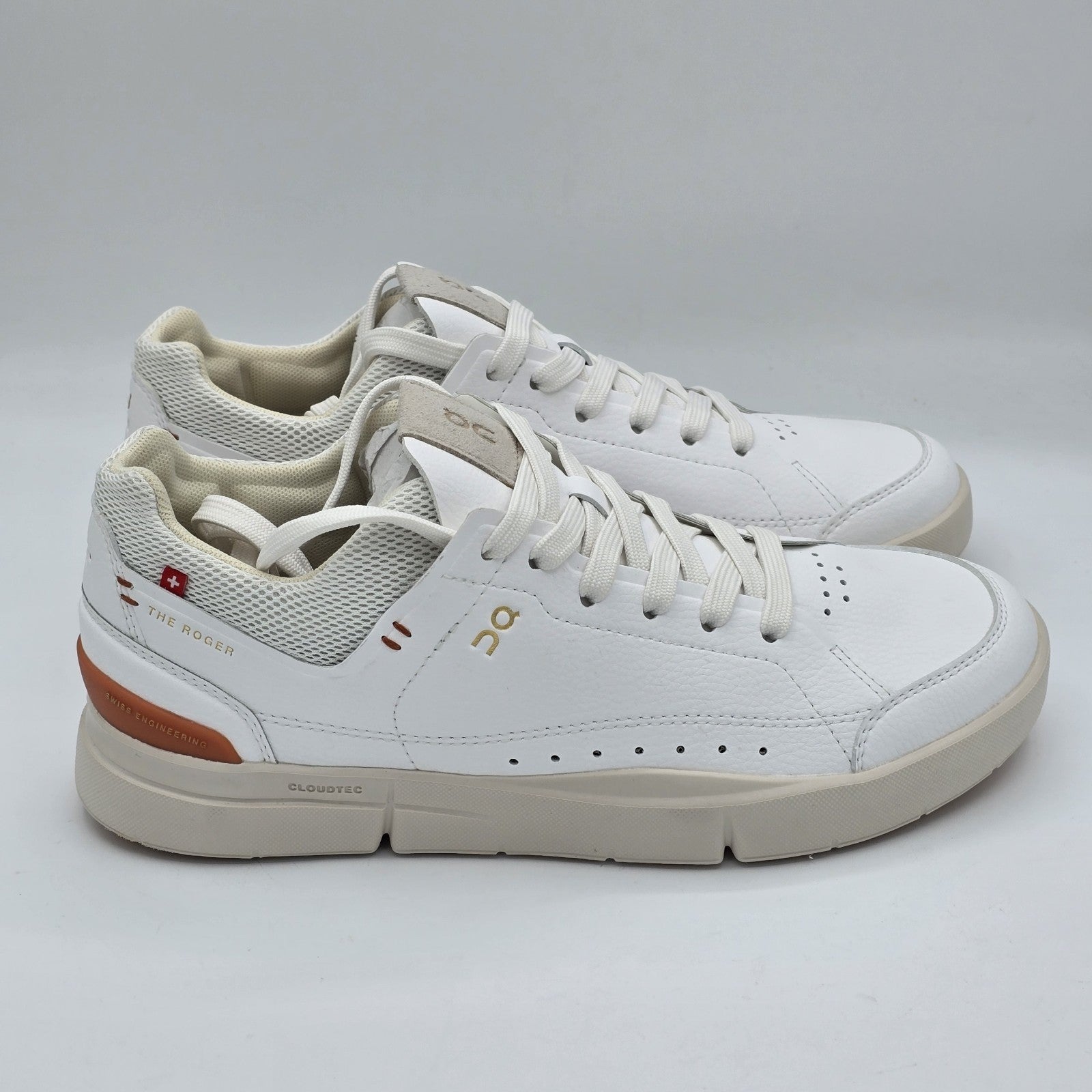 On The Roger Centre Court Sneakers White Sienna Tennis Shoes Women's Size 7