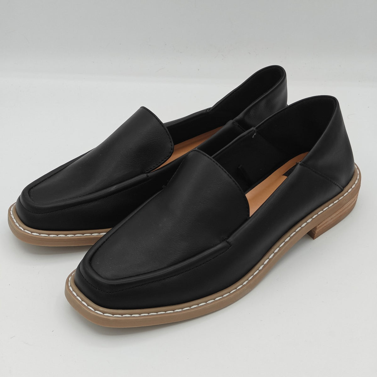 dv by Dolce Vita "Flirty" Women's Super Soft Loafer with Block Heel (Black) NEW