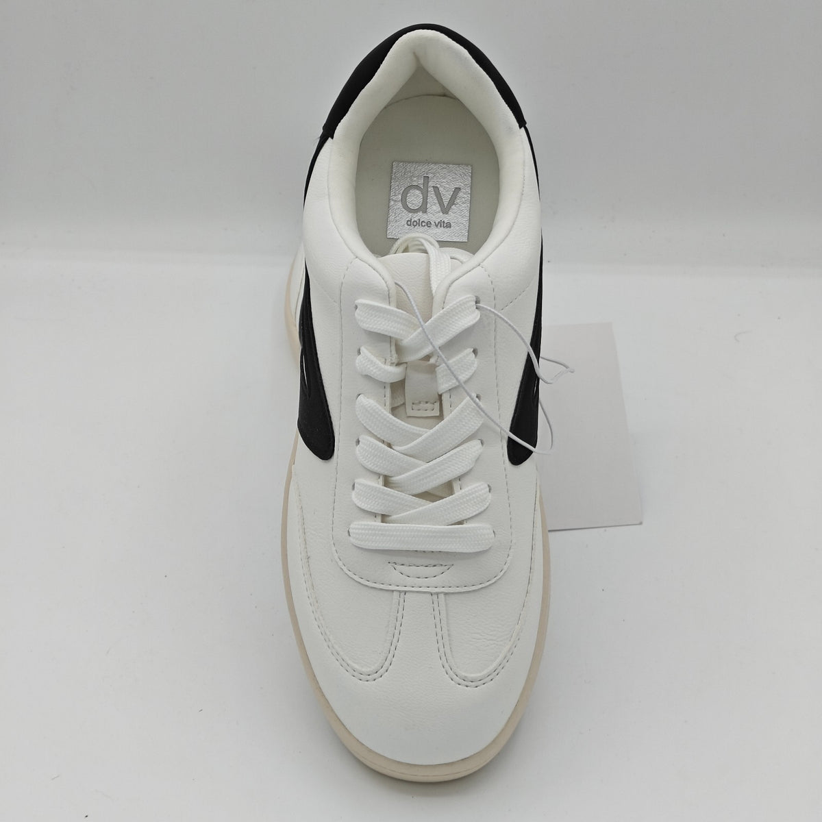 dv by Dolce Vita Women's "Vasser" Retro Fashion Sneaker / Black US Size 6/6.5/10