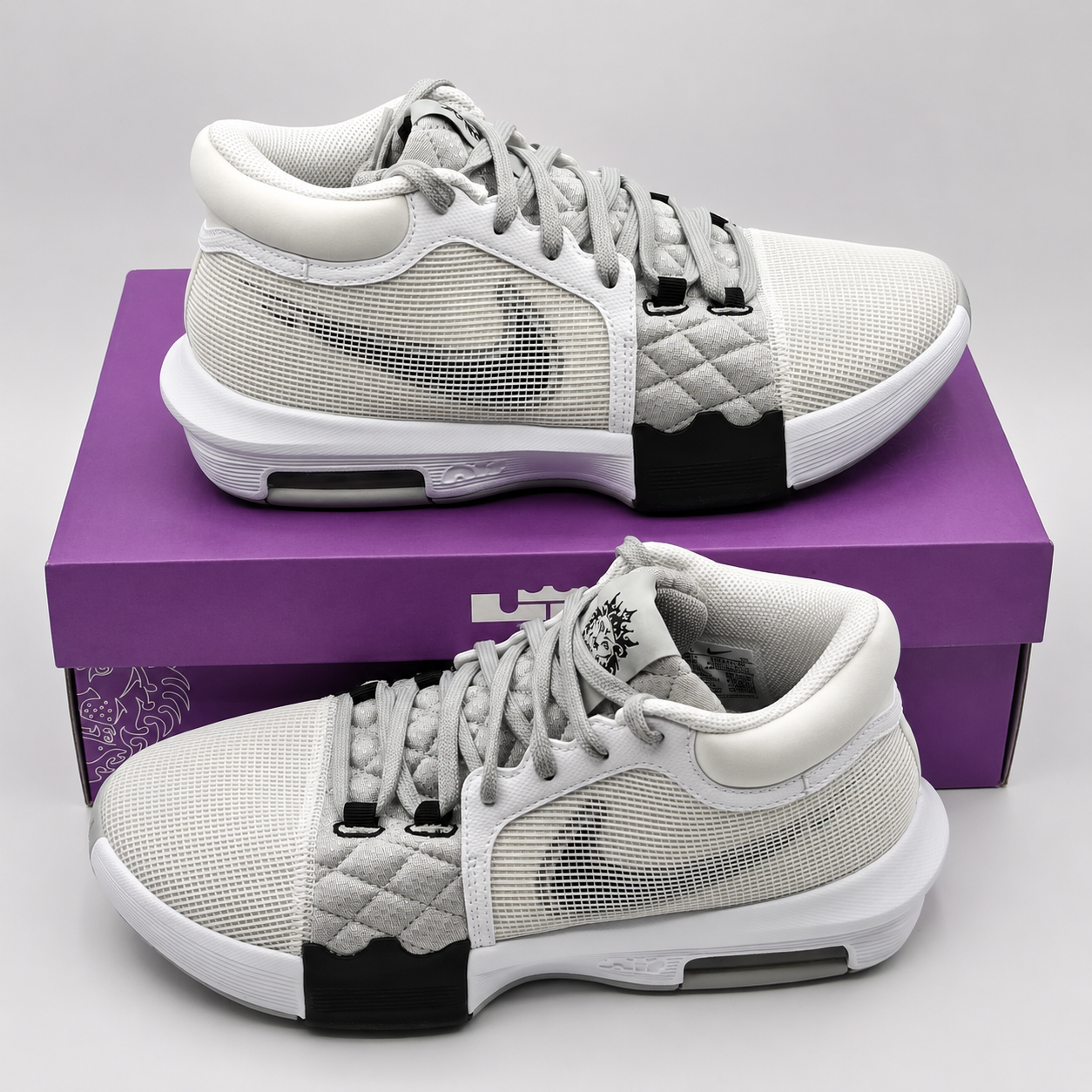 Nike LeBron Witness 8 Basketball Shoes White Light Grey Men's 8.5 Women's 10