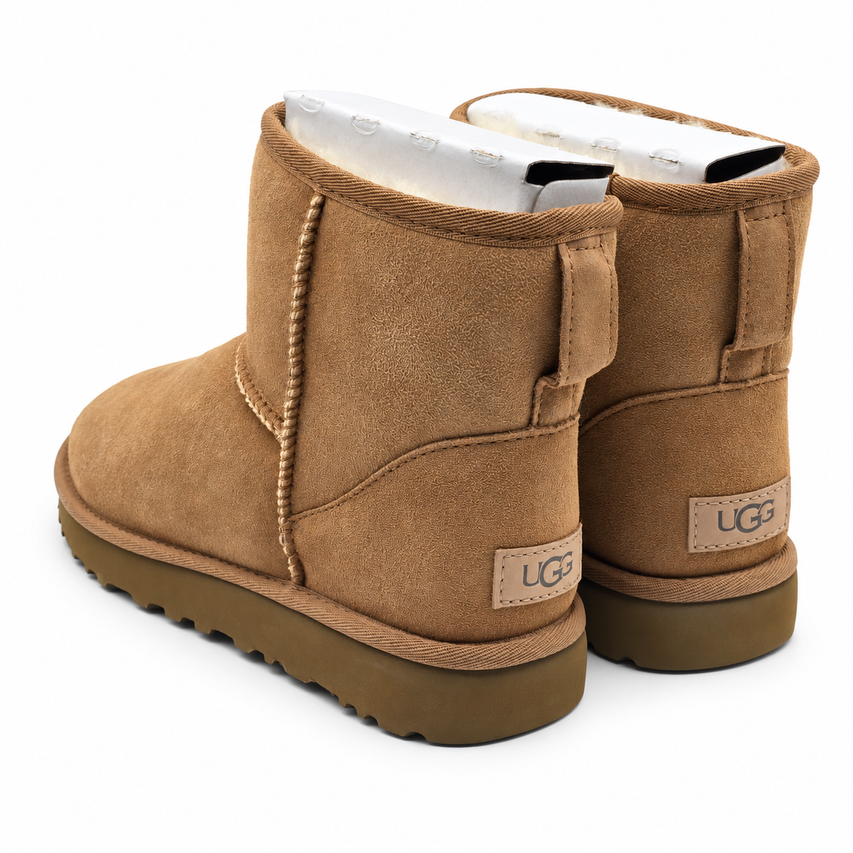 UGG Classic Mini II Womens 9 Chestnut Soft Sheepskin Lined Ankle Boots 1016222