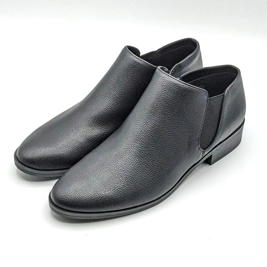 Kensie "Sammy" Faux Pebbled Leather w/ Block Heel & Side Zip Closure (Black) NEW