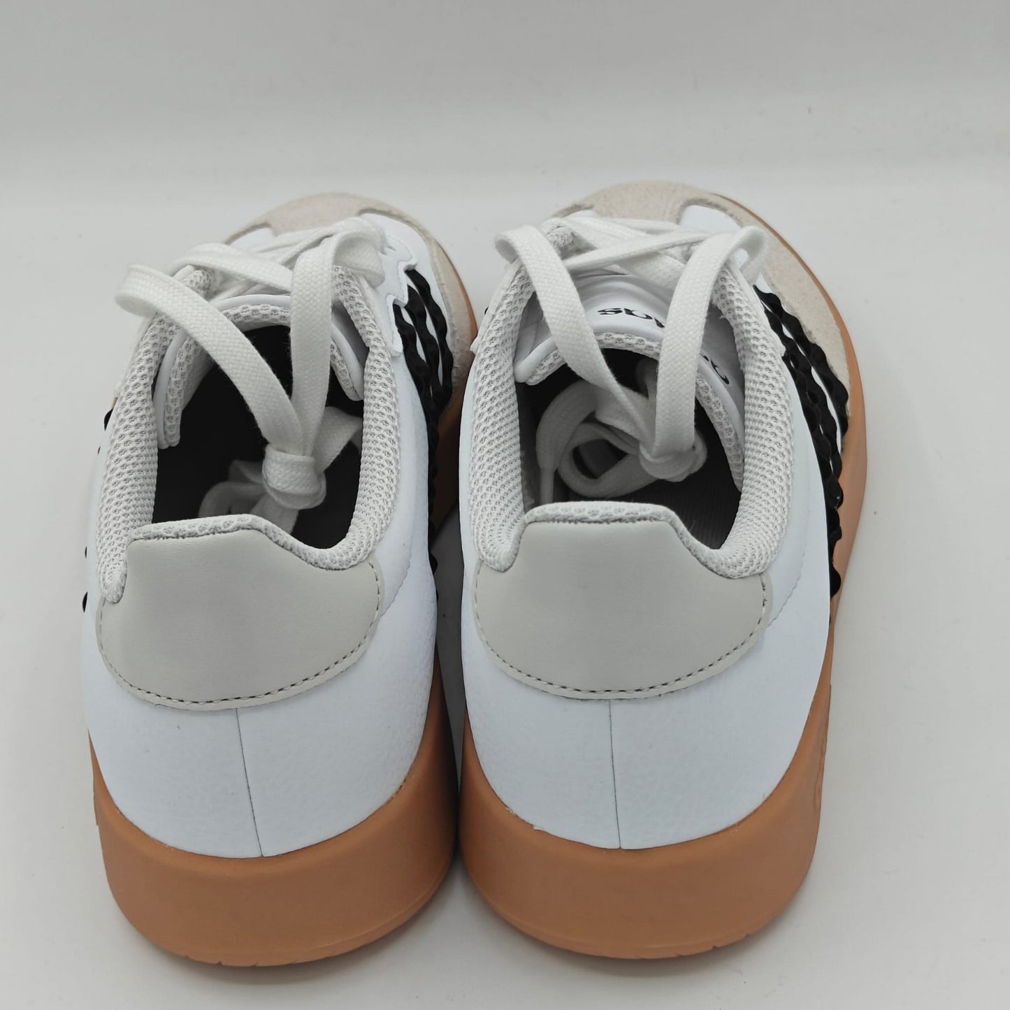adidas Barreda Sneakers Women's Retro T-Toe Lace-Up White Black Gum Pick Size