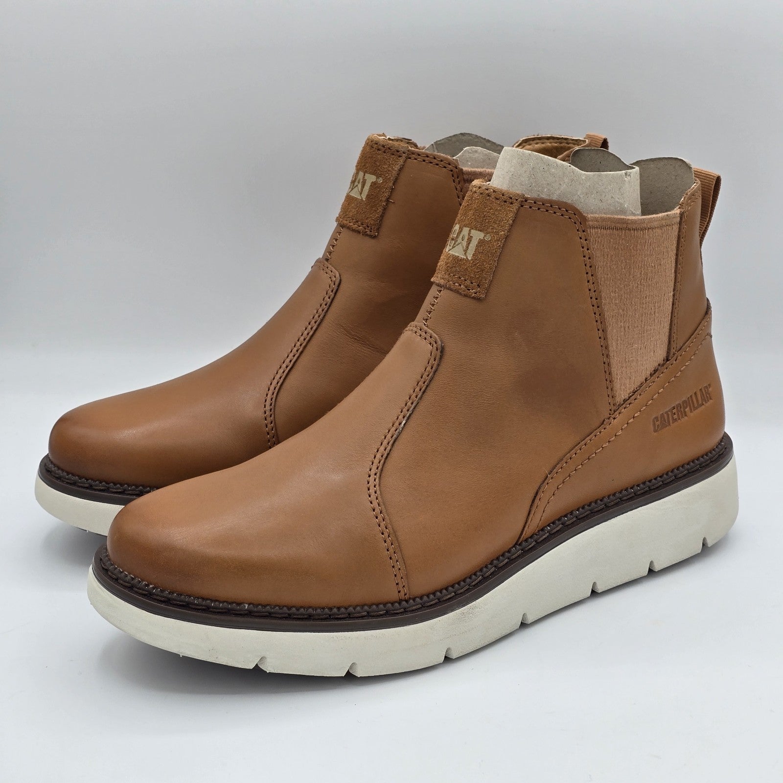 CAT Chariot Chelsea Boots P311823 Women's Ashew Cajou Leather Size 8.5 US