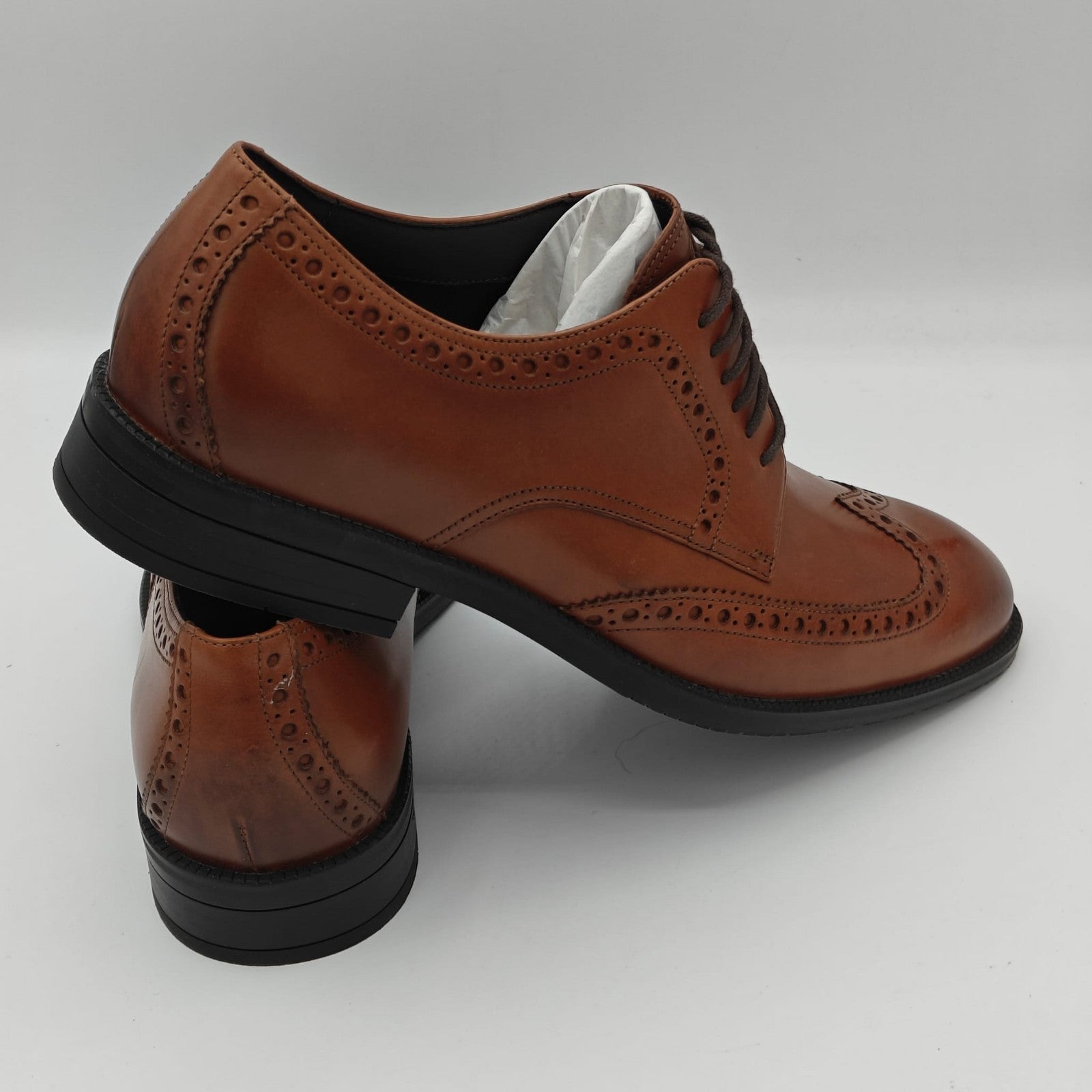 Cole Haan Modern Essentials Wing Tip Oxfords Men's Leather Shoe [British Tan]