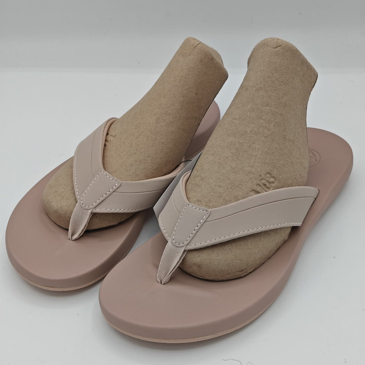 New Body Glove Women's Flip Flops Pink Sandals Comfort Padded Size 6 M