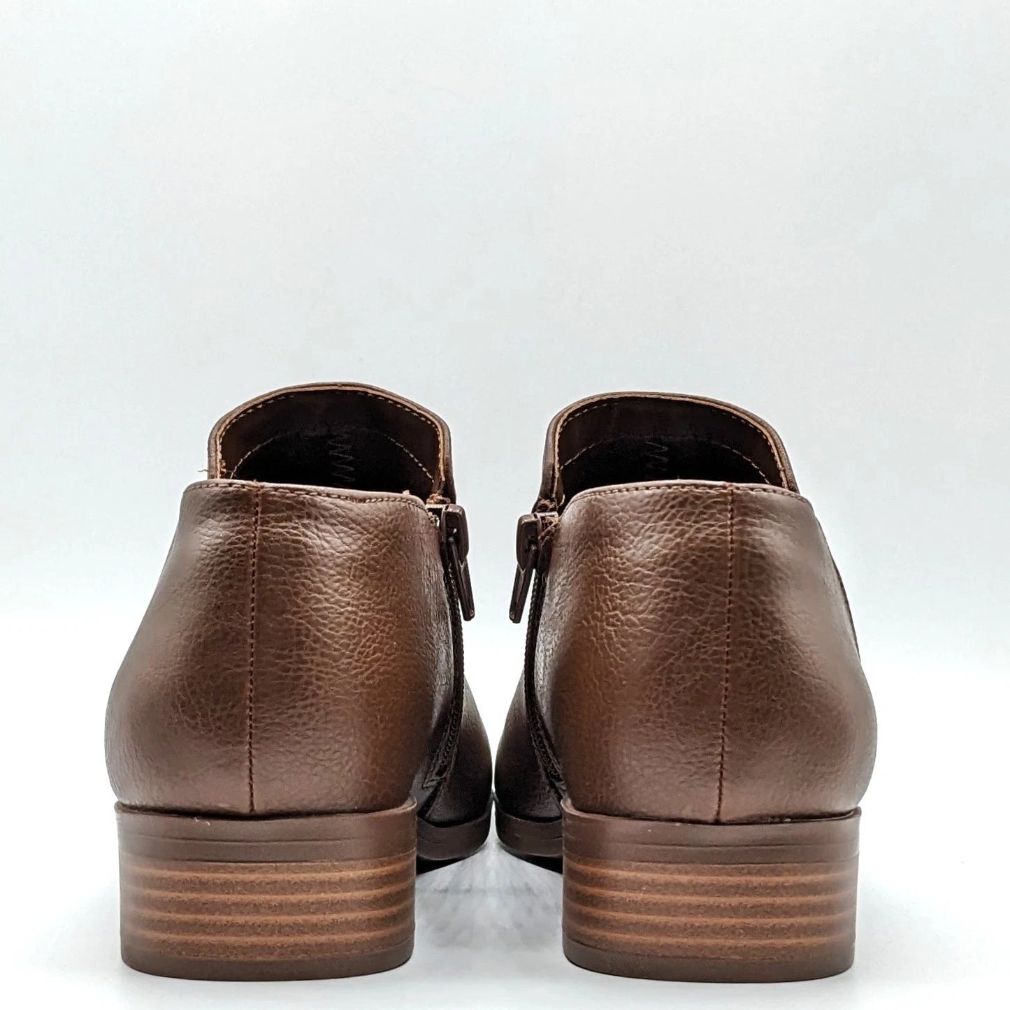 Kensie "Sammy" Faux Pebbled Leather w/ Block Heel & Side Zip Closure (Brown) NEW