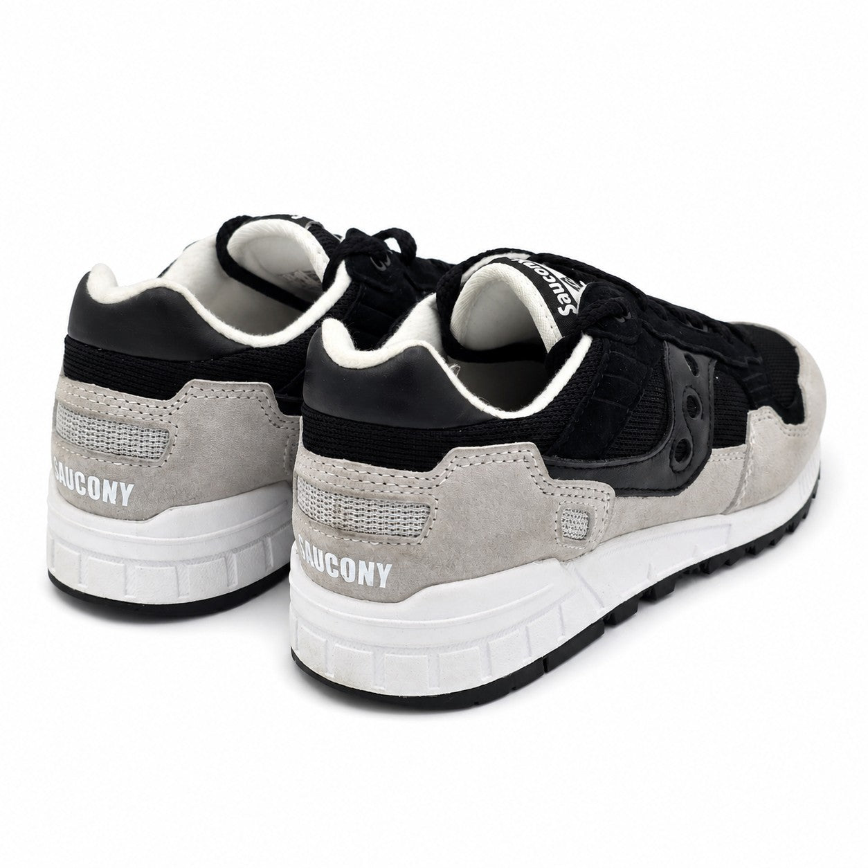 Saucony Shadow 5000 Black Grey Sneakers Men's 7.5 Women's 9 S70665-76 Retro