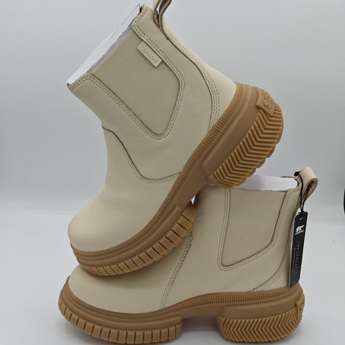 SOREL ONA AVE Chelsea Boot WP Women's Waterproof Leather Boot (Honey/Gum 16)