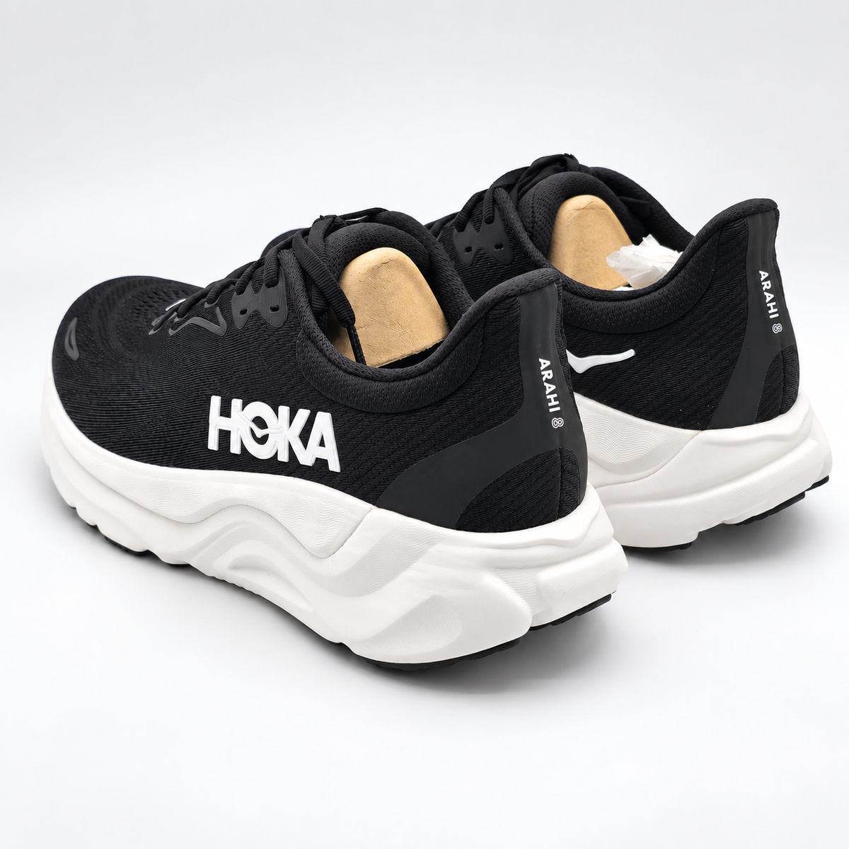 HOKA Arahi 8 Men's 10.5 D Black White H-Frame Stability Mesh Road Running Shoes