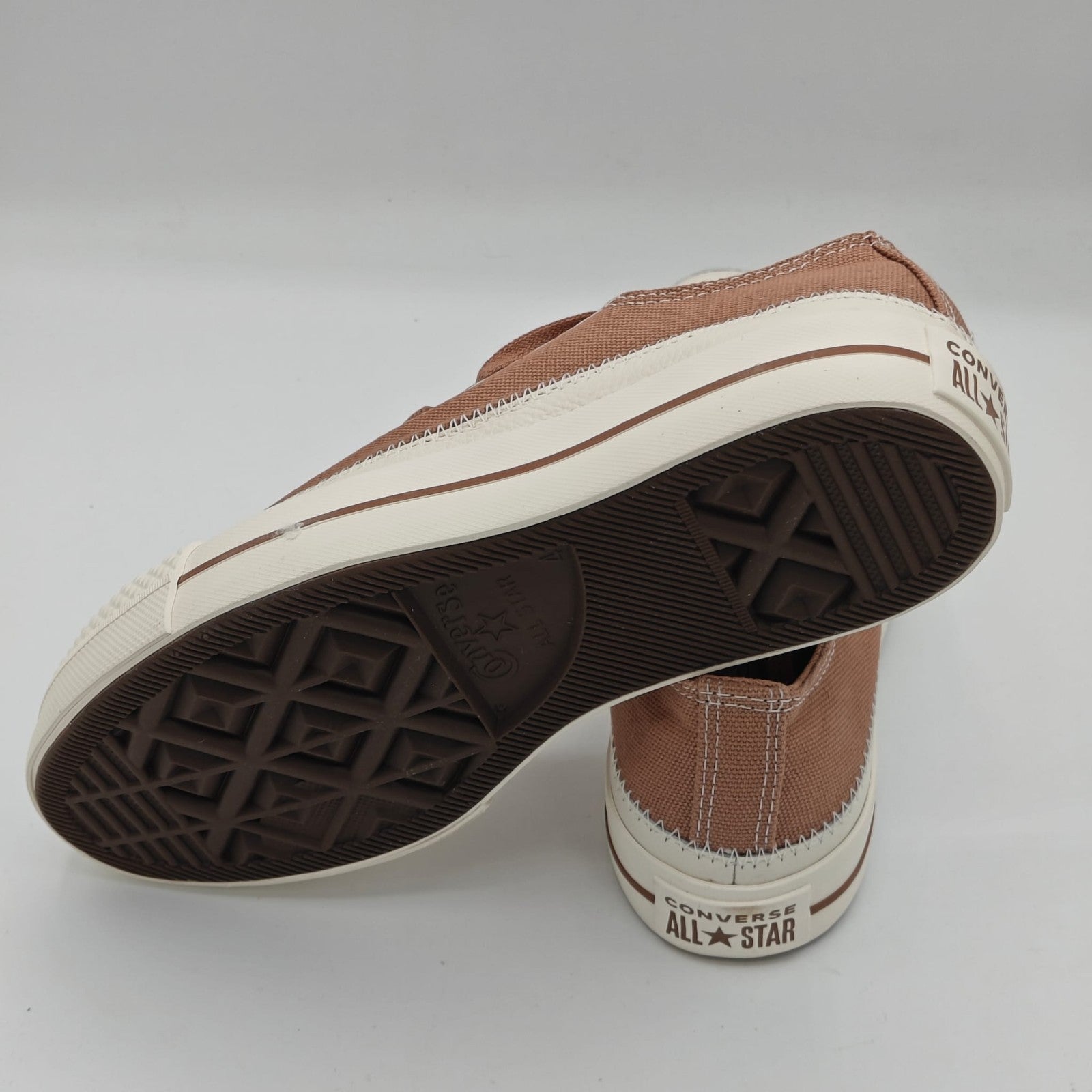 Converse Chuck Taylor All Star Lift Platform OX Clay Pot Egret A05249C Size 6