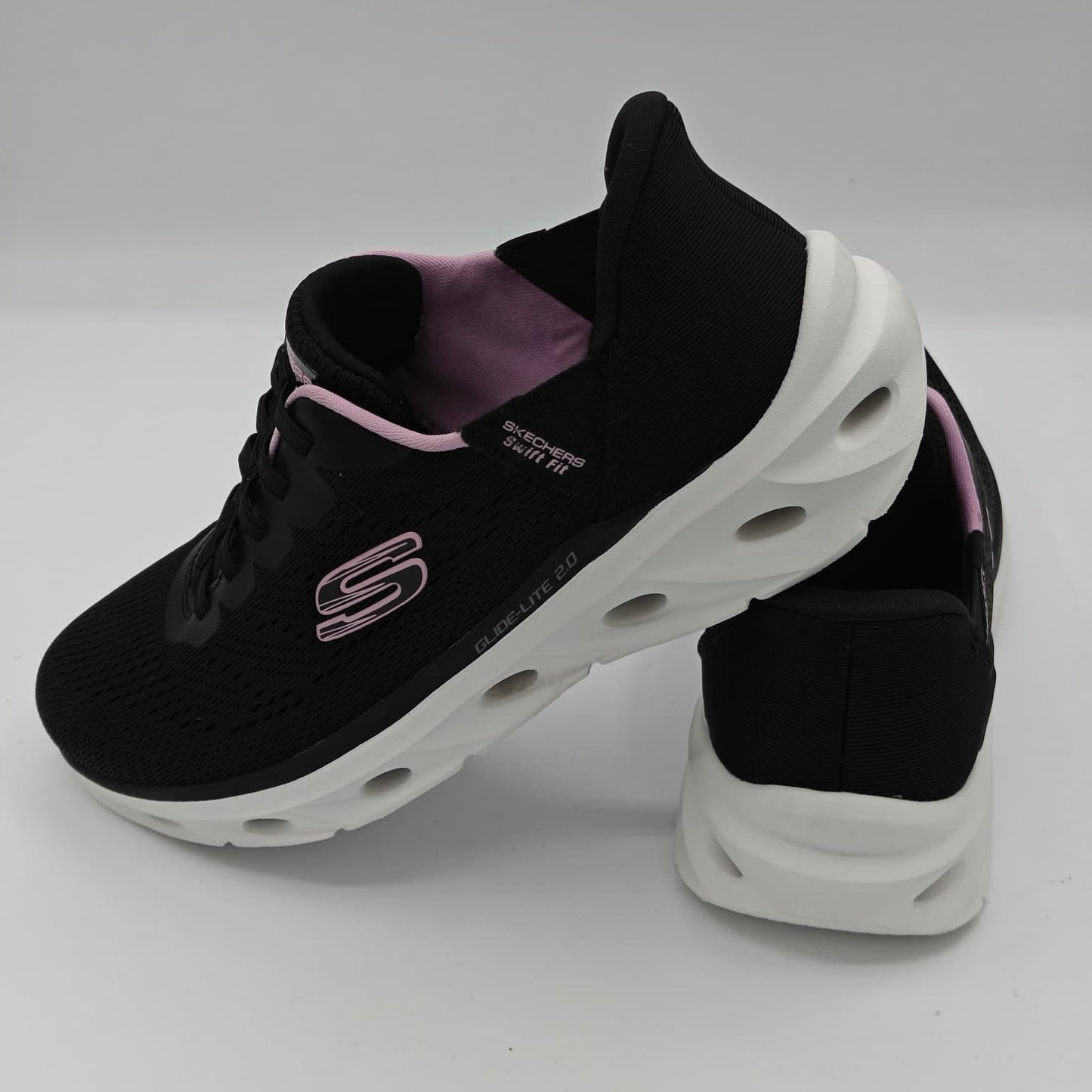 Skechers Hands Free Swift Fit Slip On Women's Memory Foam Casual Shoes (Black)