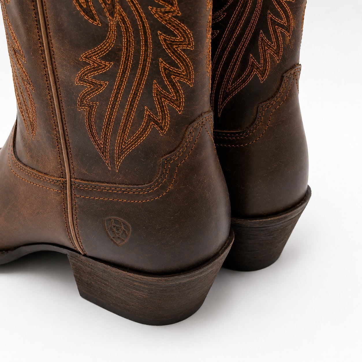 ARIAT(R) Heritage R Toe StretchFit Western Boots Distressed Brown Women's 11B