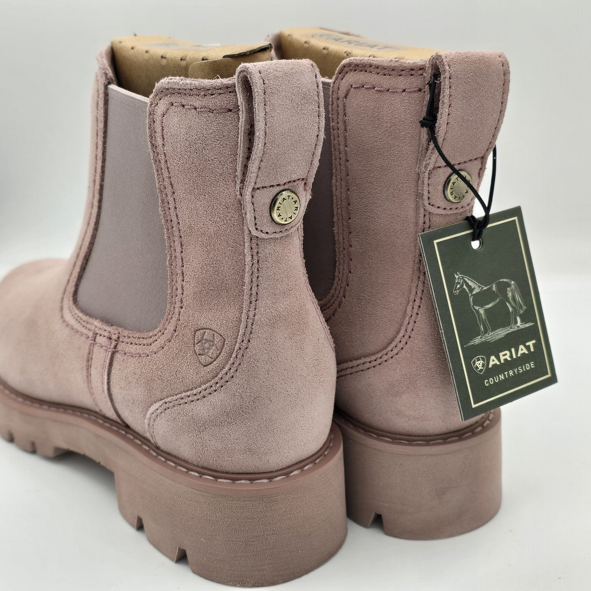 Ariat(R) Wexford Lug Chelsea Boots Dusty Rose Waterproof Women's Pick Size New