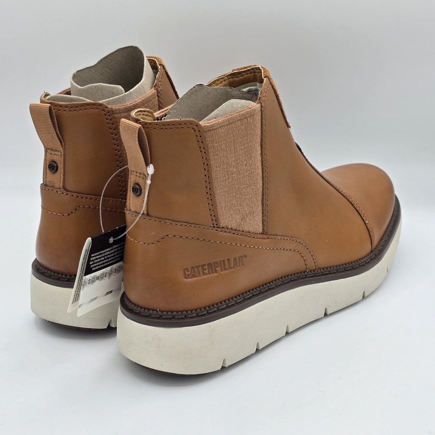 CAT Chariot Chelsea Boots P311823 Women's Ashew Cajou Leather Size 8.5 US
