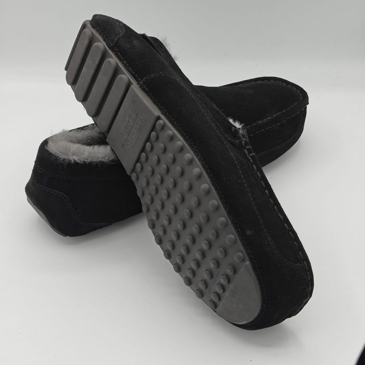 Fireside By Dearfoams Men's Melbourne Genuine Shearling Moccasin Black
