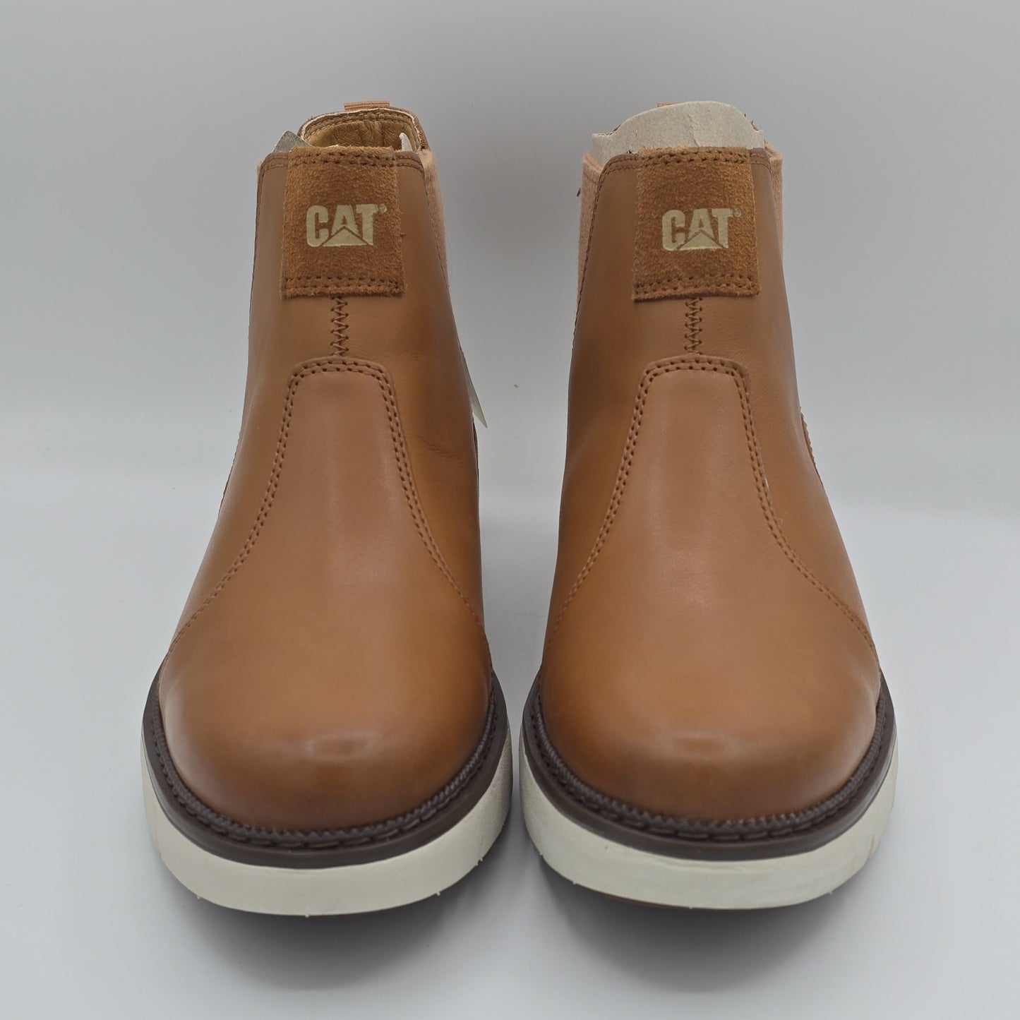CAT Chariot Chelsea Boots P311823 Women's Ashew Cajou Leather Size 8.5 US