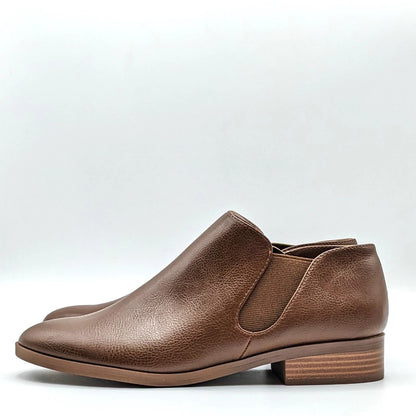 Kensie "Sammy" Faux Pebbled Leather w/ Block Heel & Side Zip Closure (Brown) NEW