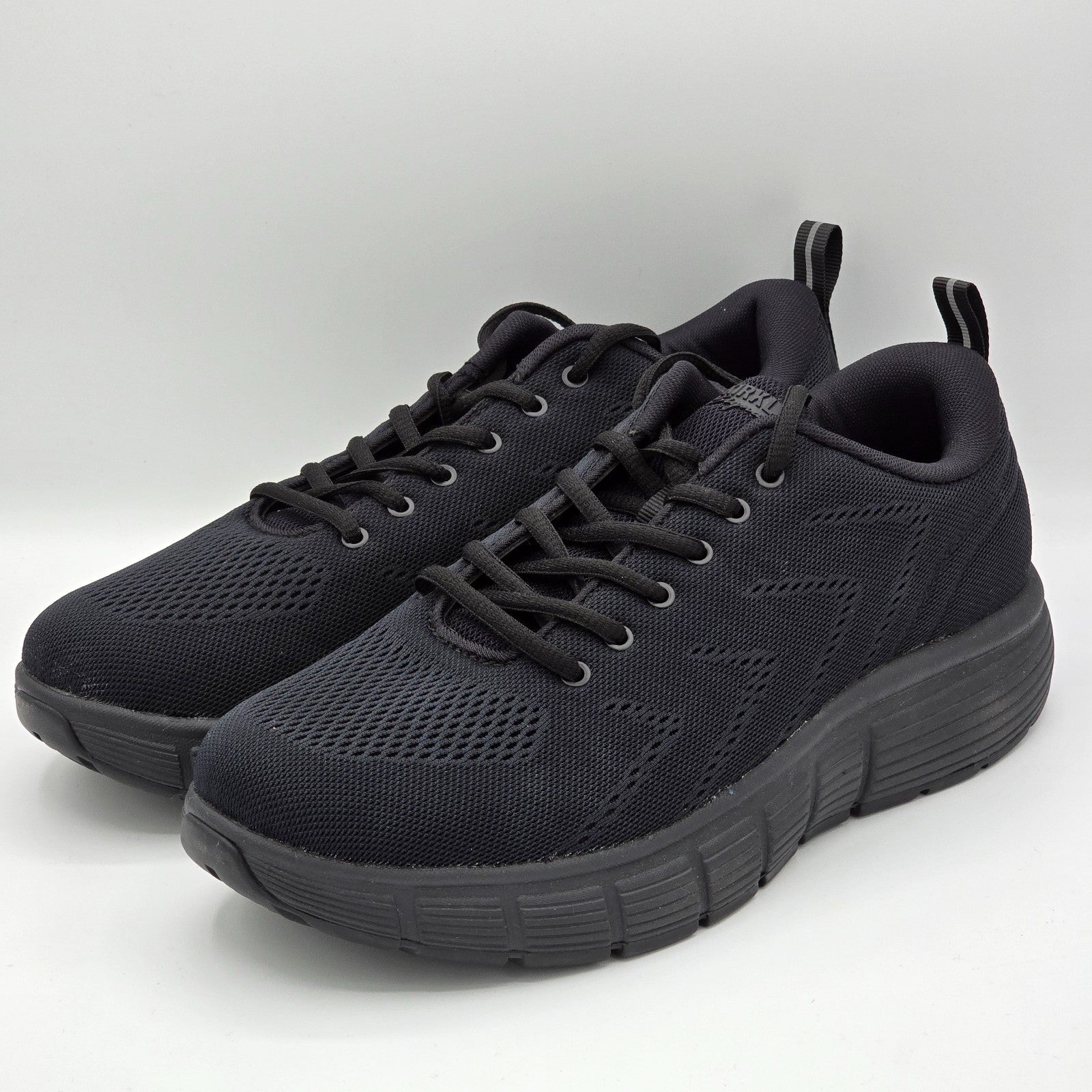 Kirkland Signature "Comfort Walker" Men's [Blk/Wt] Sneakers Slip-Resistant Shoes