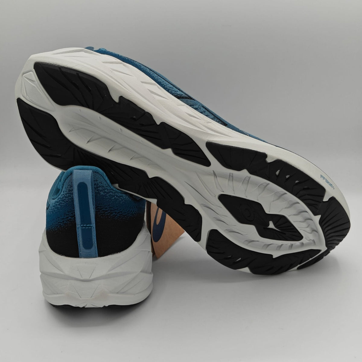 ASICS Novablast 4 Running Shoes Men's Blue Teal Evening Teal 1011B693-401 12