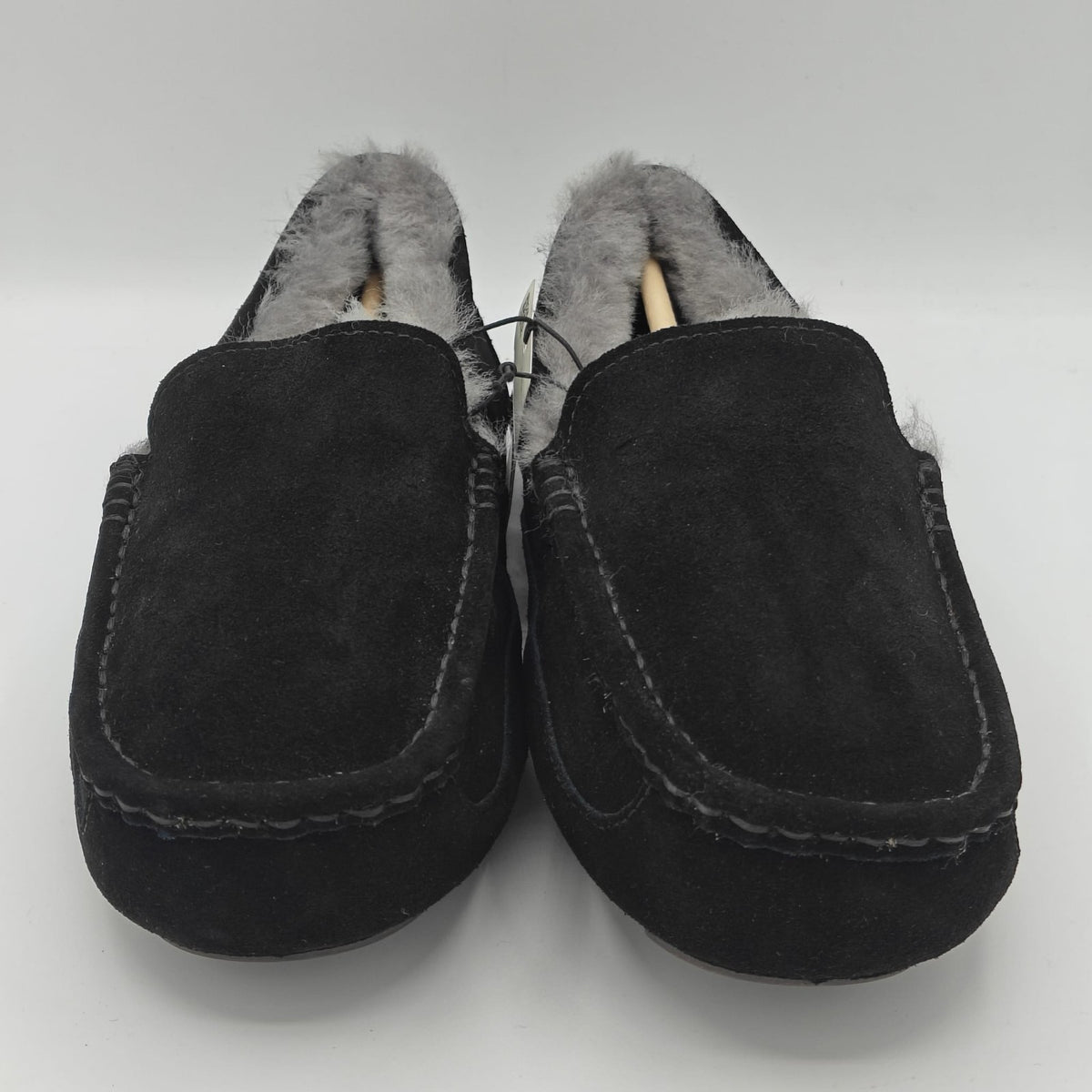 Fireside By Dearfoams Men's Melbourne Genuine Shearling Moccasin Black